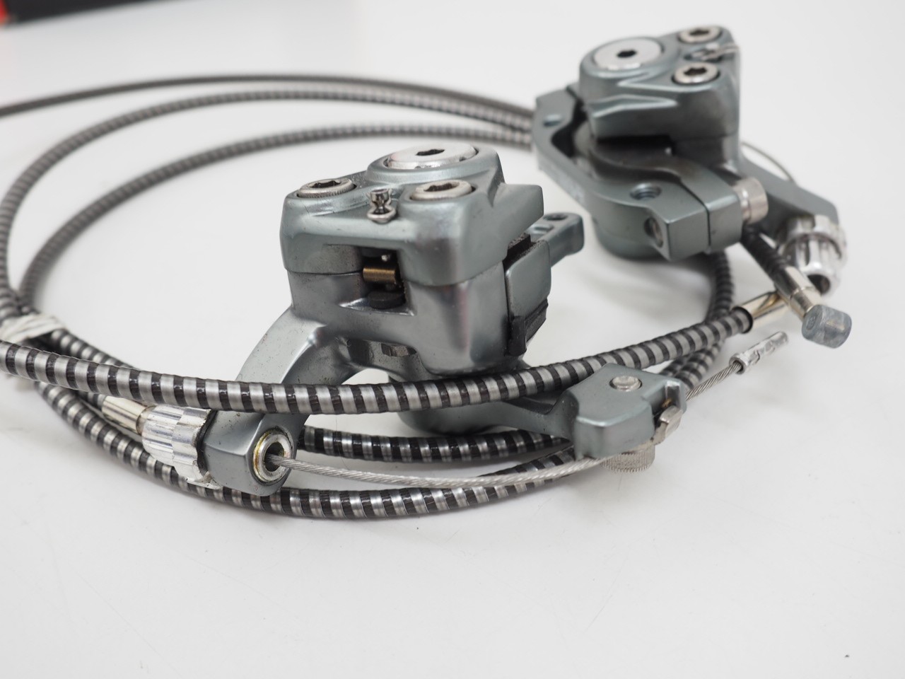 IRD Mechanical Dual Banger Disc Brake Caliper Set w/ Cables Silver/Grey