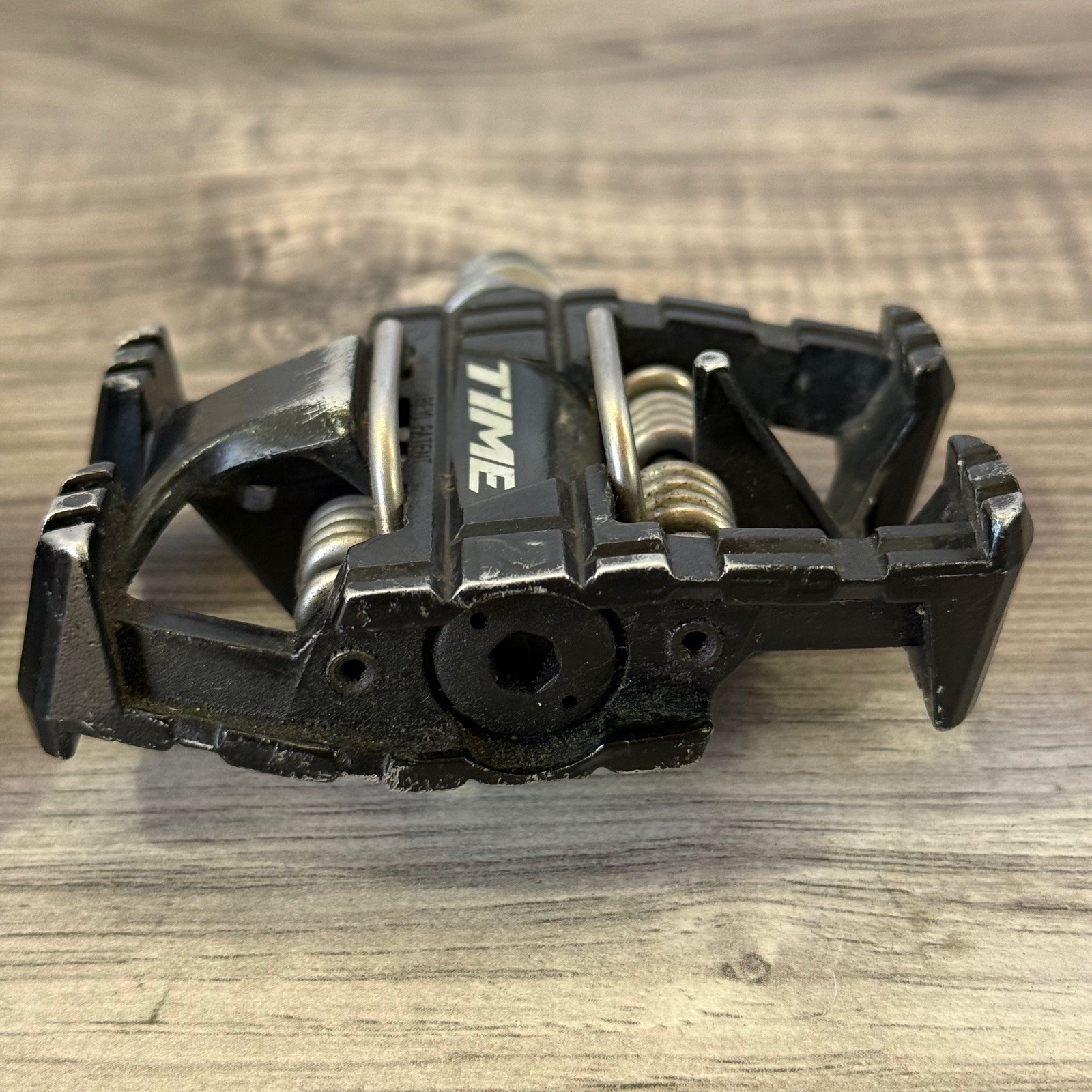 Time ATAC Z Strong Platform Clipless DH Pedals Black No Cleats LOW MILES