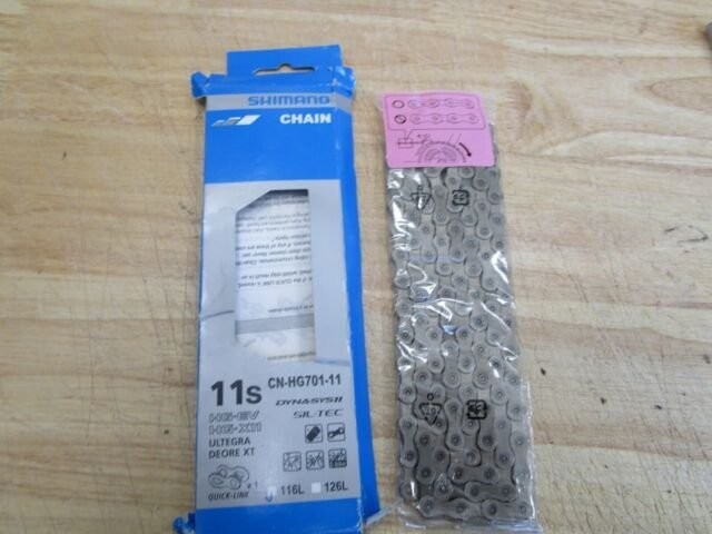 Shimano Ultegra/XT CN-HG701 11-Speed Chain W/Quick Liink One Size Quick Link