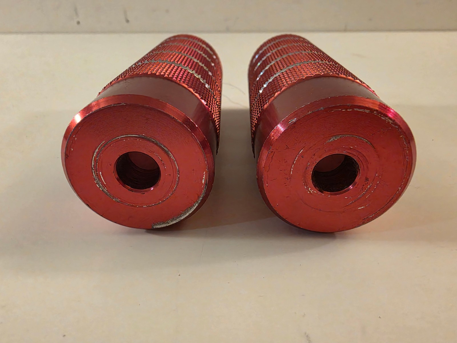 BMX Foot Pegs..3/8″..Bike…Bicycle…GT…DK…Redline…Mongoose..Standers Red