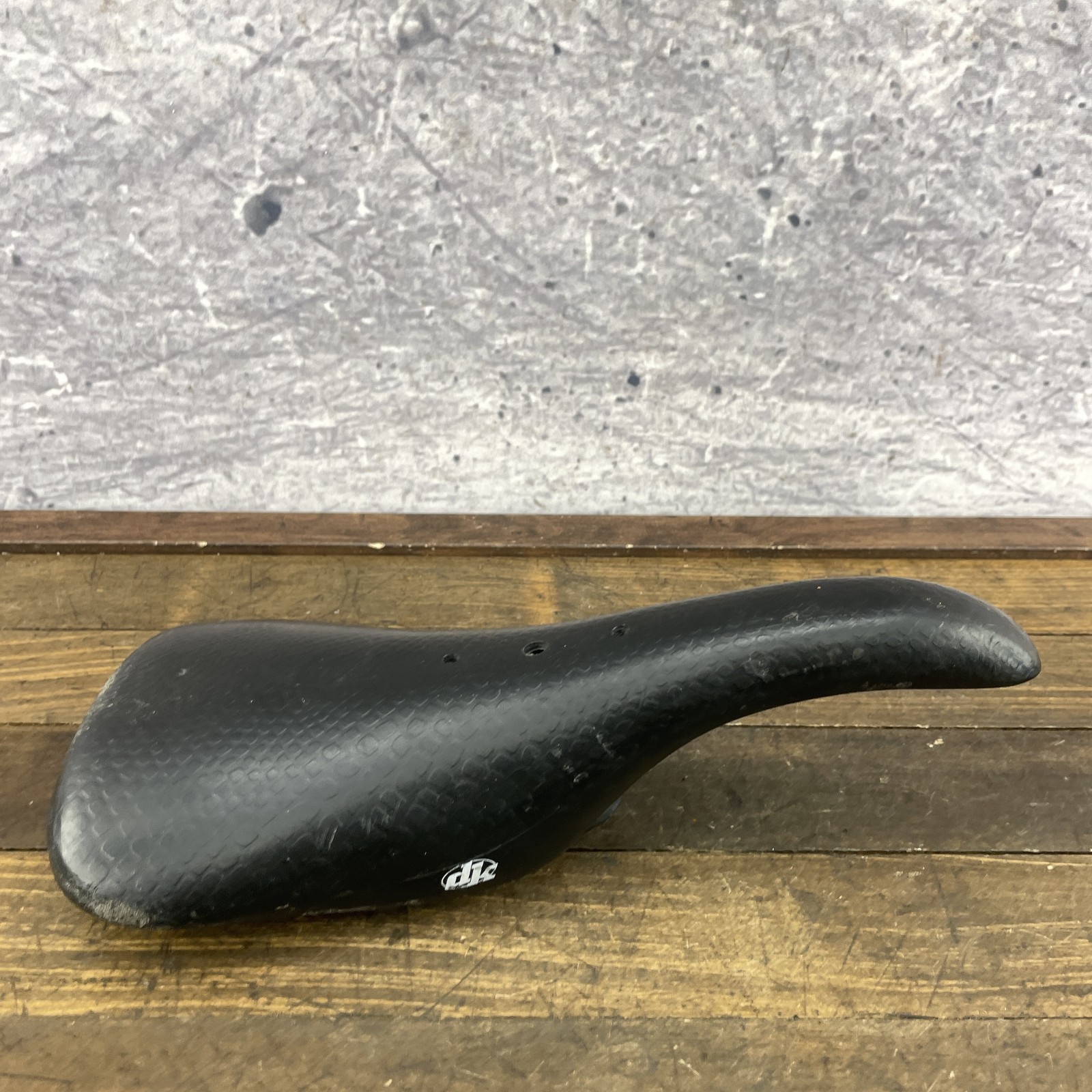 DK BMX Bicycle Saddle Velo 247 Black Seat Vintage Snake Skin Freestyle Bike