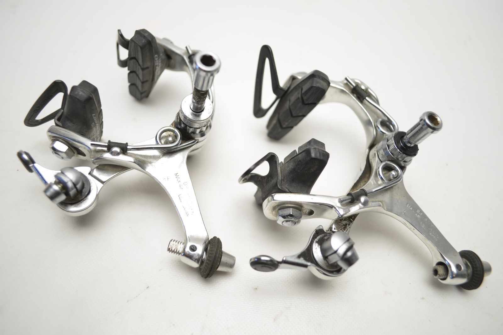 SHIMANO 600EX BR-6208 BICYCLE QR RECESSED SIDEPULL BRAKE SET 52 MM CENTER