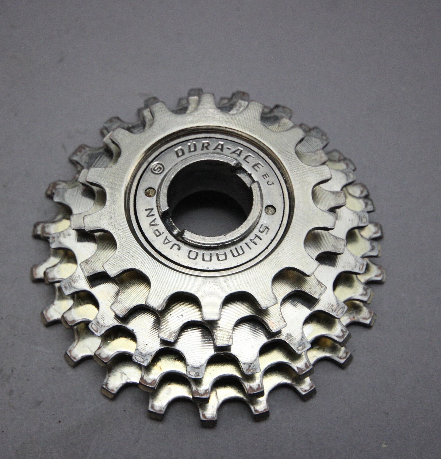 Shimano Dura Ace MF-7200 Freewheel / 5S / 14-23 / 375g / ISO Bolt On