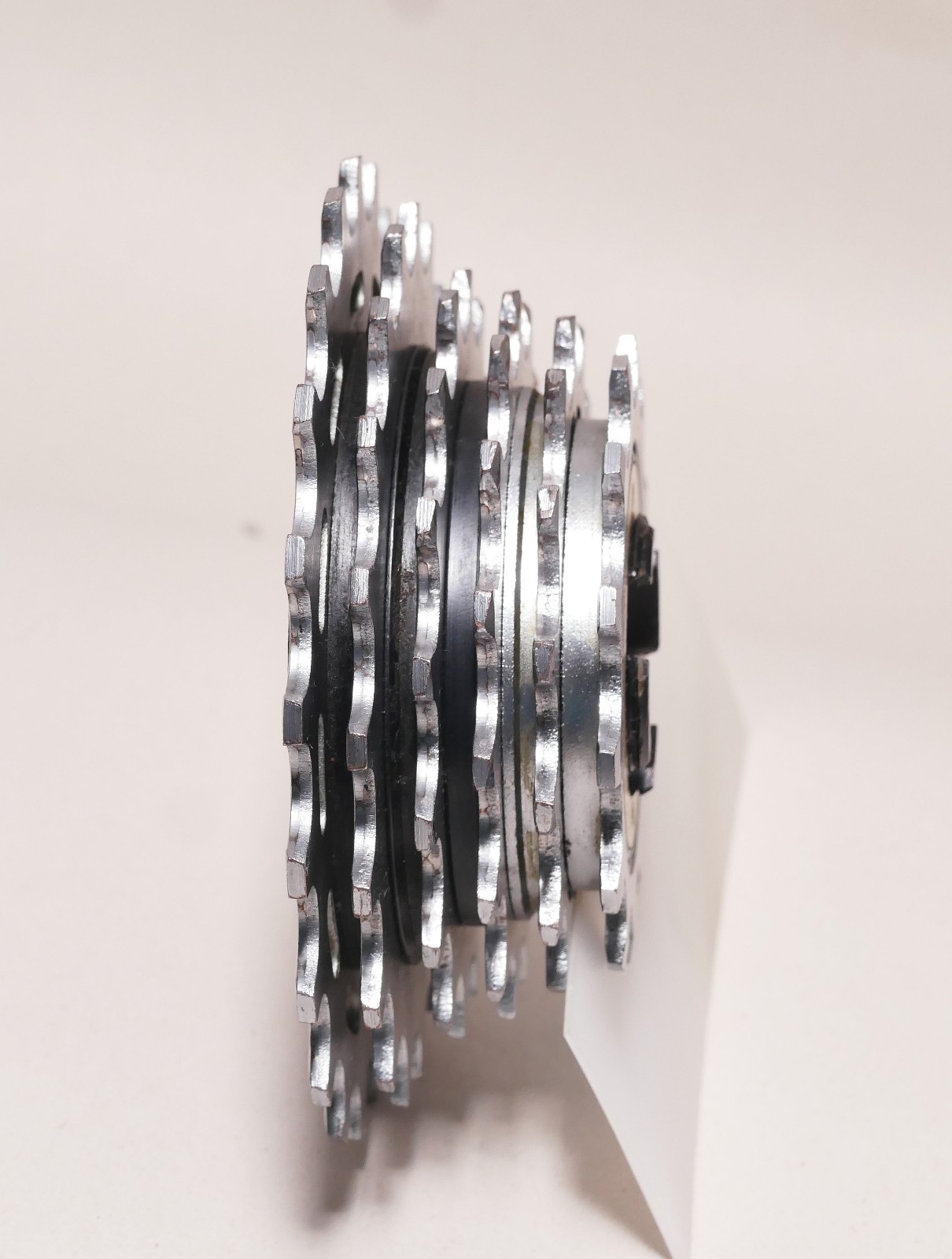Suntour Winner Pro Ultra 6 Speed Freewheel 13 14 15 16 19 21 Four Prong Threaded