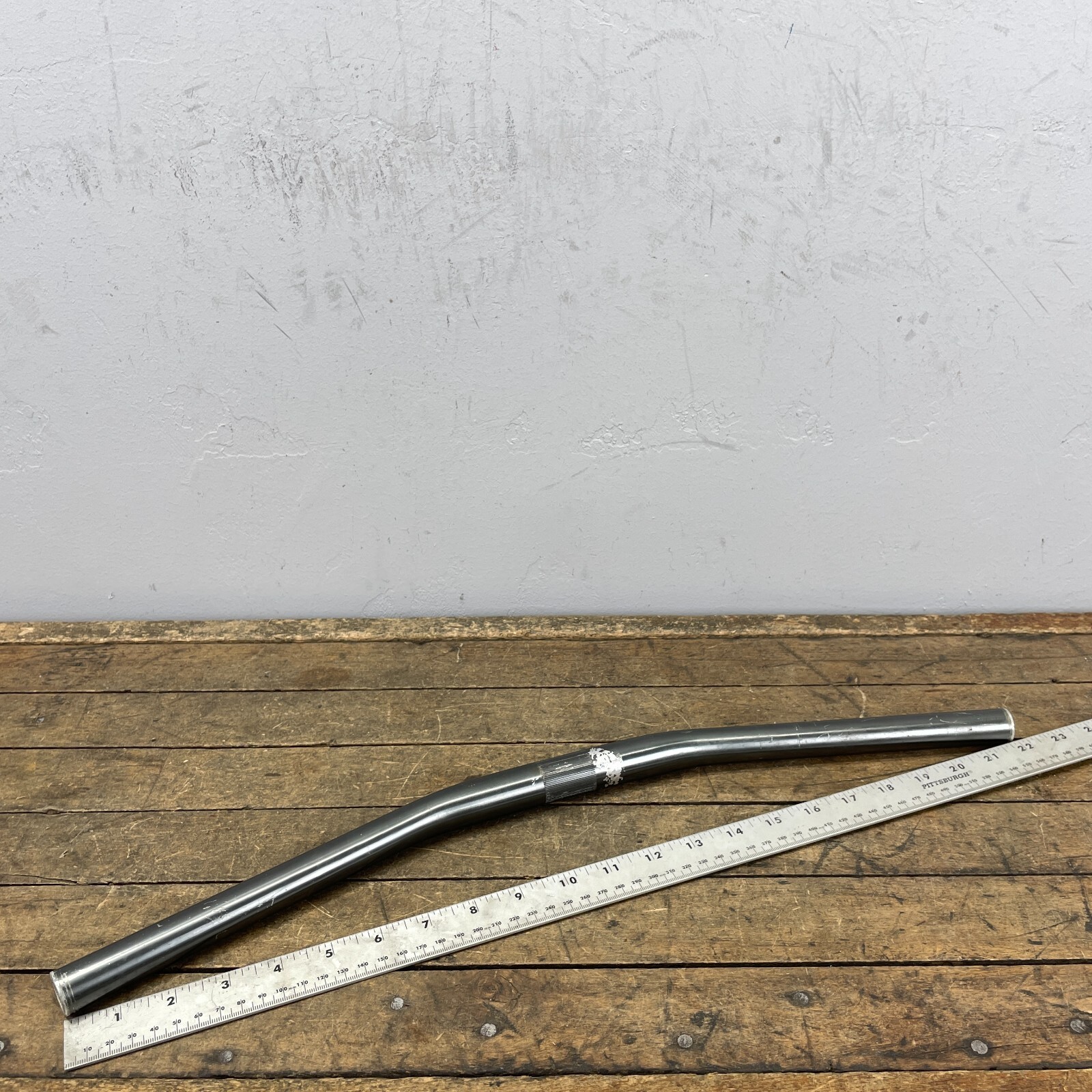 Vintage Strong Handlebar Gray Black 22″ 560 mm 25.4 mm 80s 90s Mountain Alloy