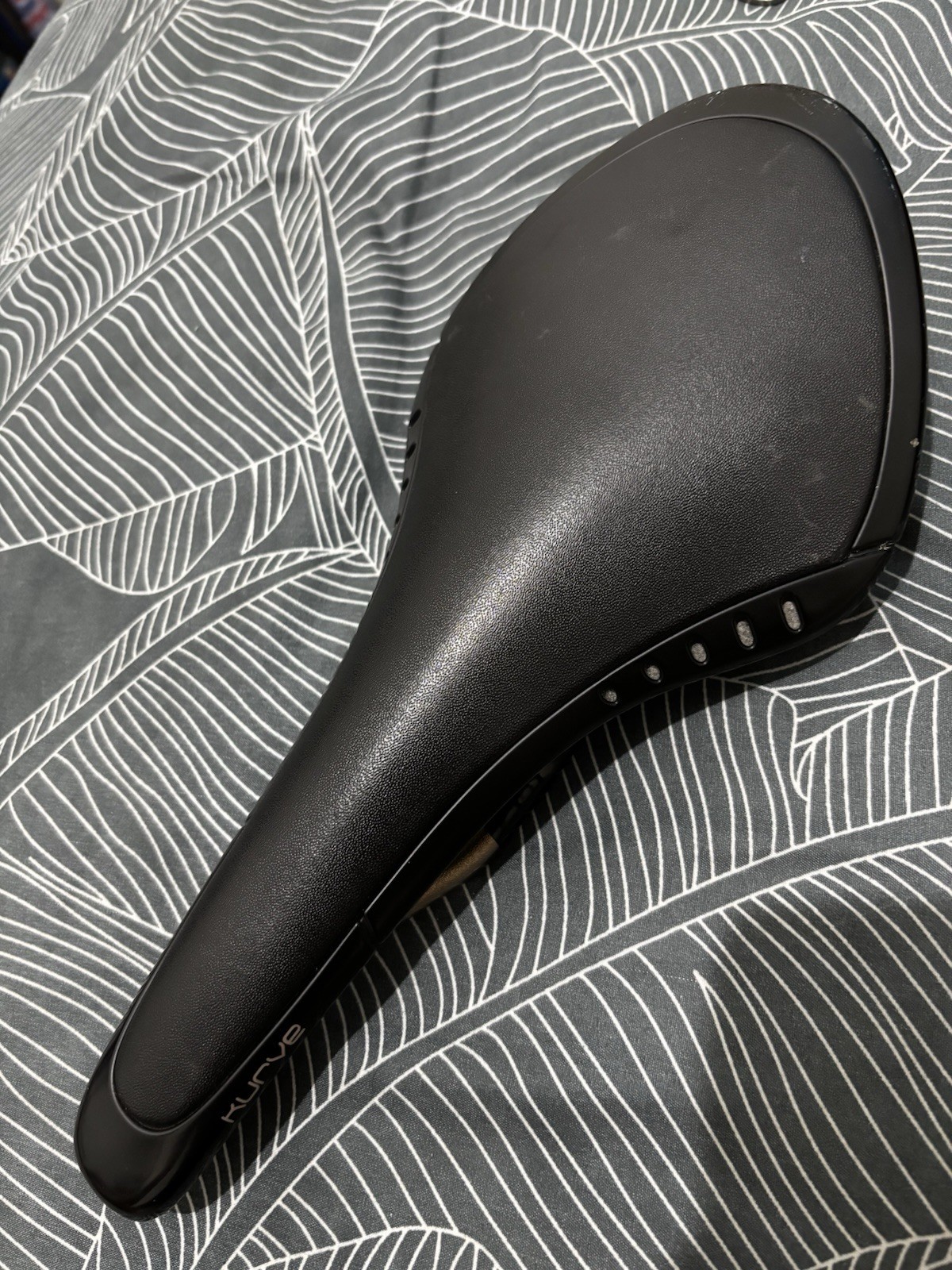Fizik Kurve Saddle Enve Njs Thomson Sugino Zipp Specialized Selle Cinelli Advan
