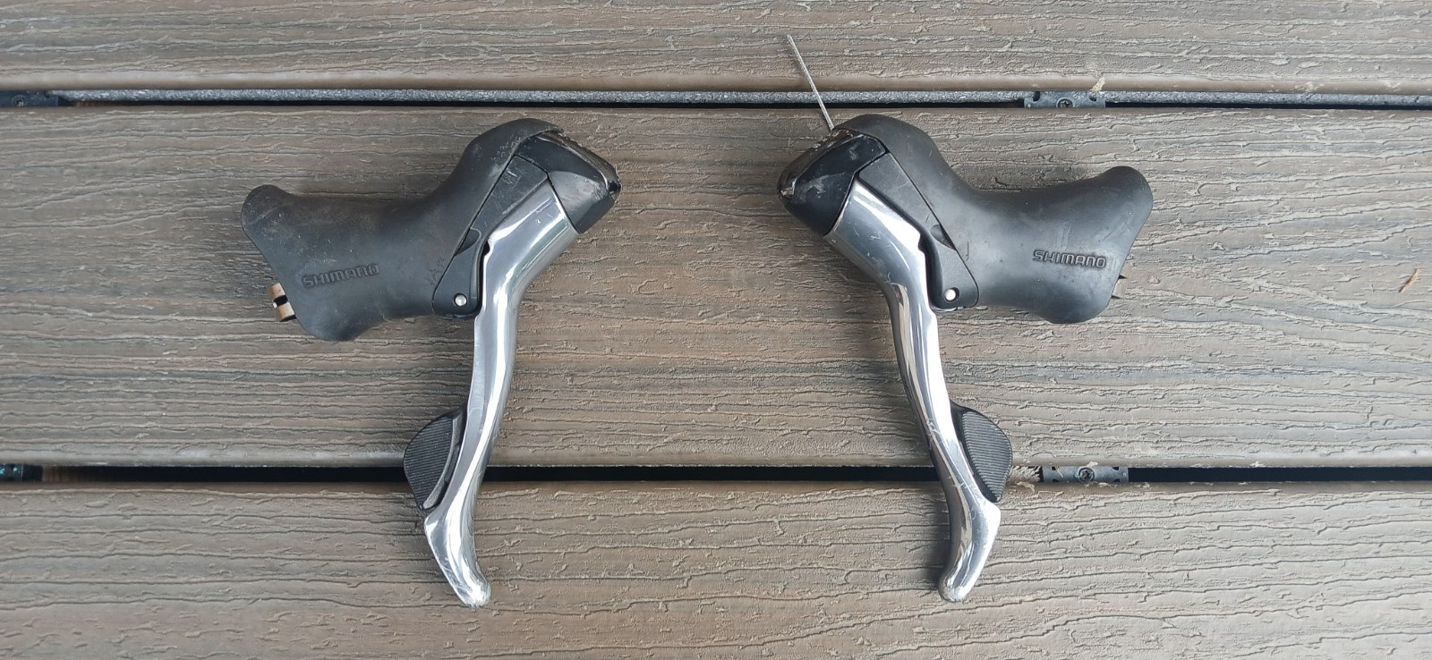 Shimano 5600 Shifter Set (left shifter parts only)