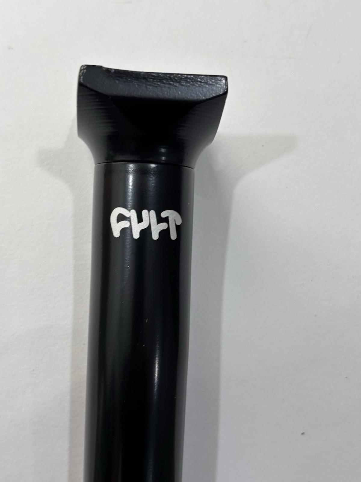 CULT BMX 25.4 MM PIVOTAL COUNTER LAYBACK BICYCLE SEAT POST BLACK 12.5 LONG
