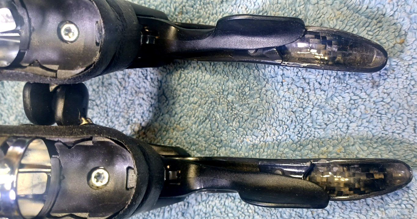 VGC, used, Campagnolo Chorus 10 Speed Carbon Levers Shifters 2/3×10 Ergopower