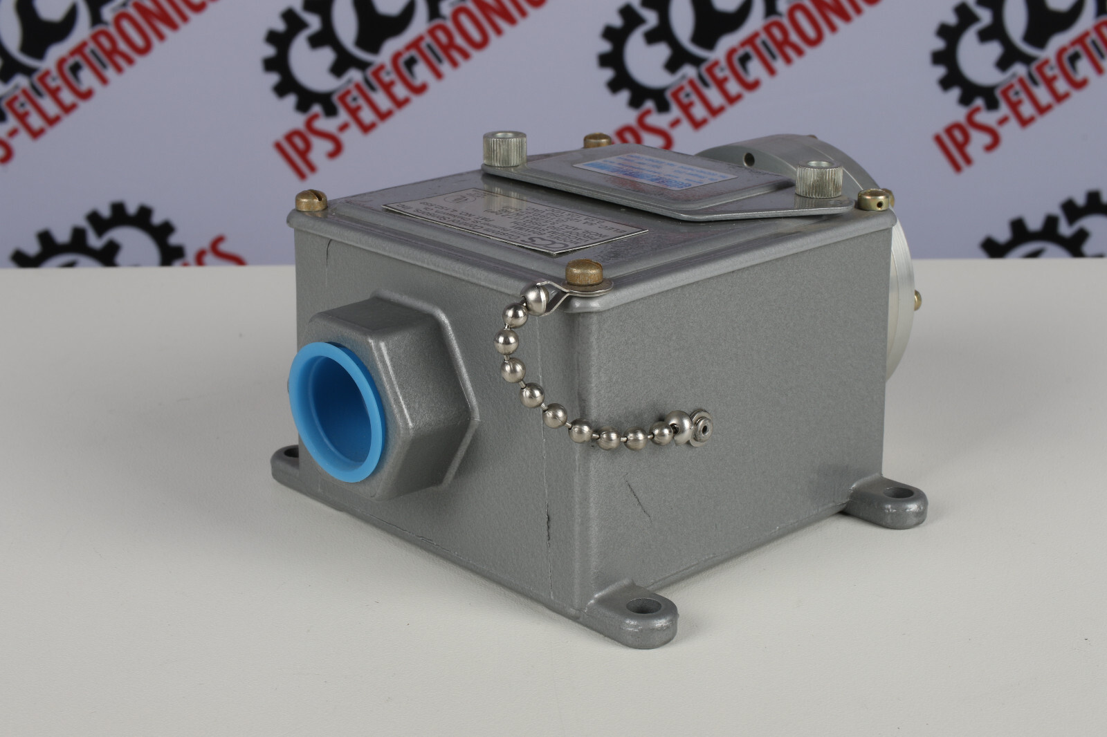 CCS 604VM1 (PRESSURE SWITCH) – 6 months warranty