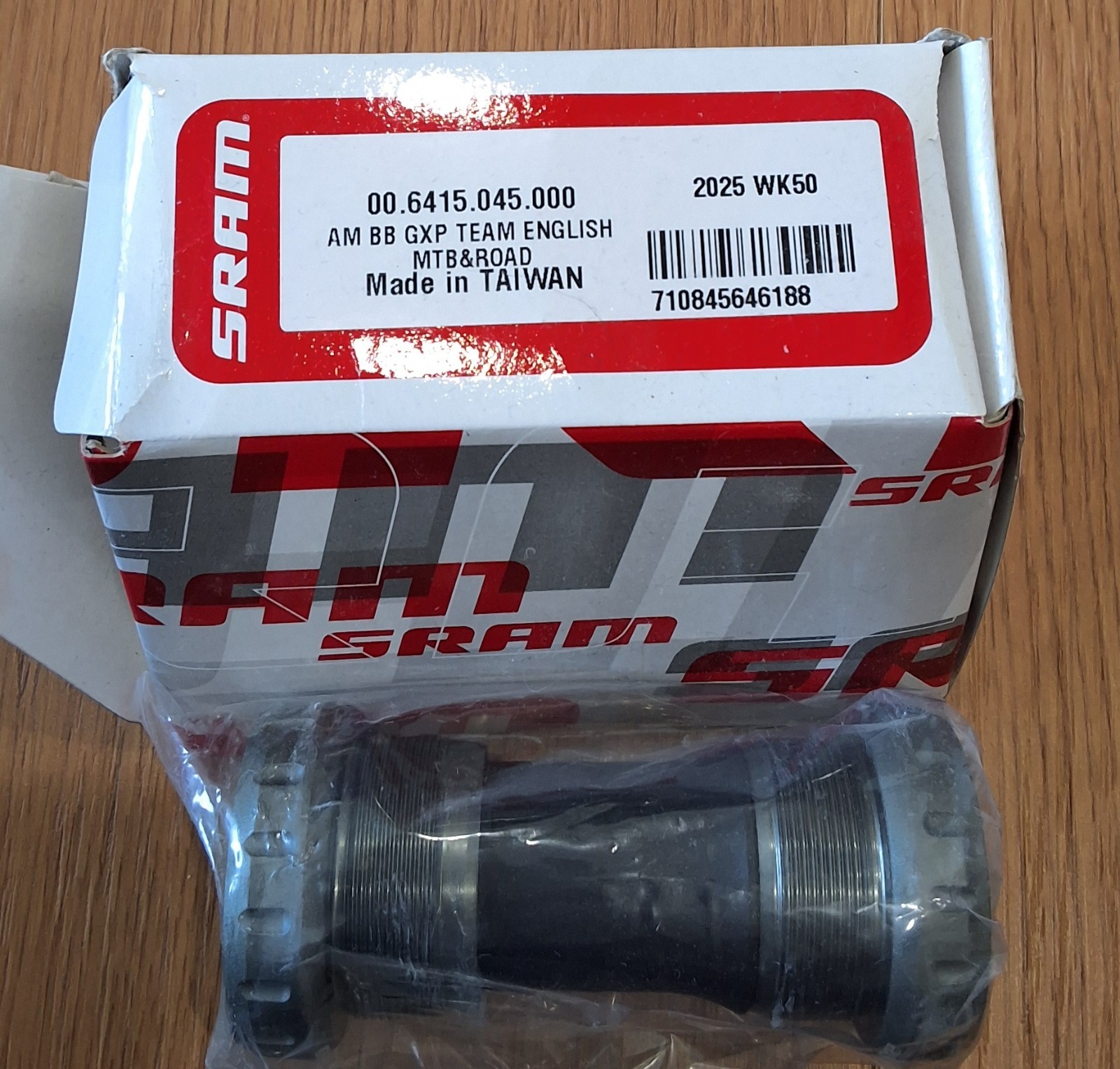 SRAM Force CX1 Carbon Crankset 172.5mm GXP + NEW 42T X-SYNC + NEW BB + Bolts