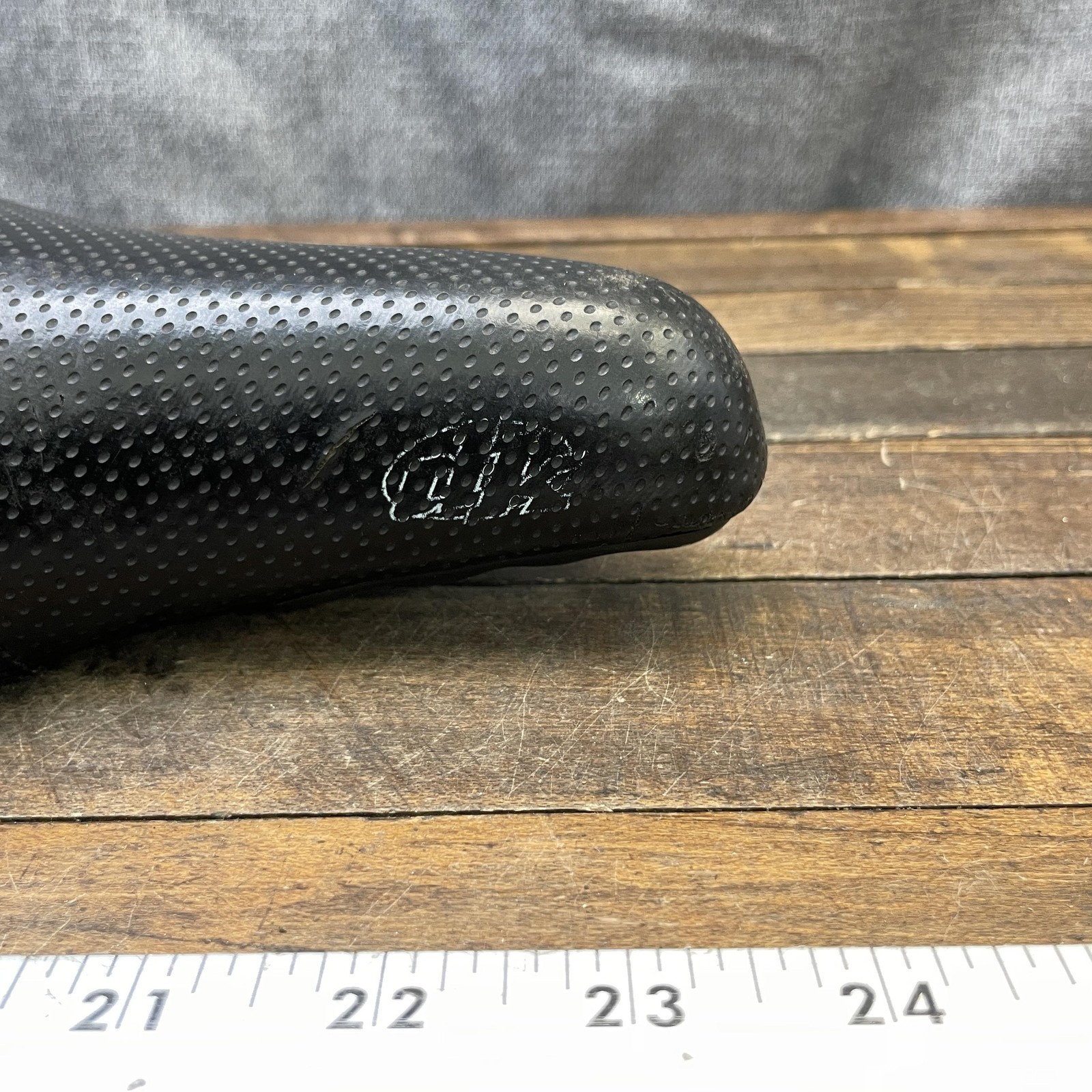 Vintage DK BMX Seat Padded MId School Rail Loaf BMX Bike Freestyle Cut
