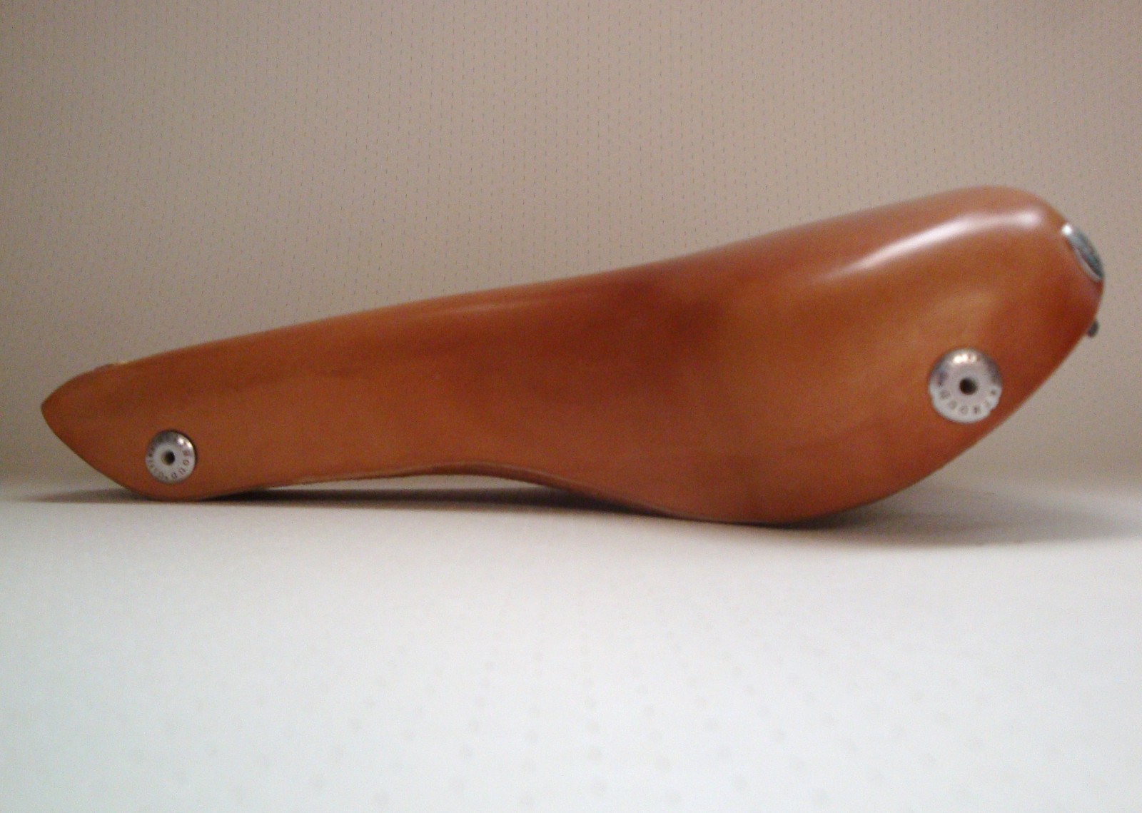 NEW IN BOX GILLES BERTHOUD SADDLE SEAT MENTE NATURAL MADE IN FRANCE