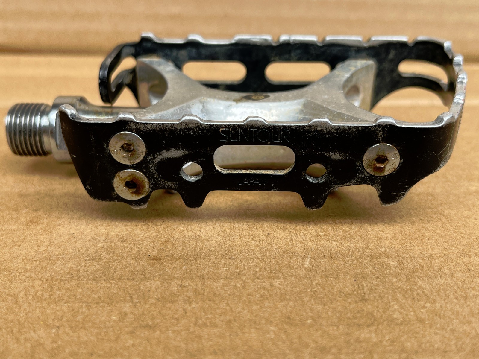 Vintage Suntour XC Pro WTB Grease Guard 9/16” Mountain Bike Pedals Made In Japan