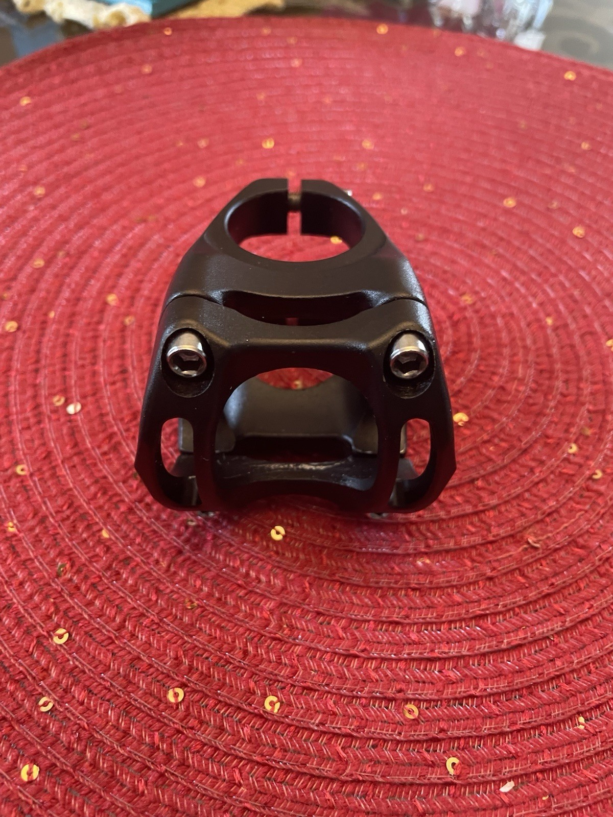 Mondraker 31.8, 30mm, 0 Deg. Rise Stem. 6061 Aluminum 4 Bolt Clamp. Light. 123 G