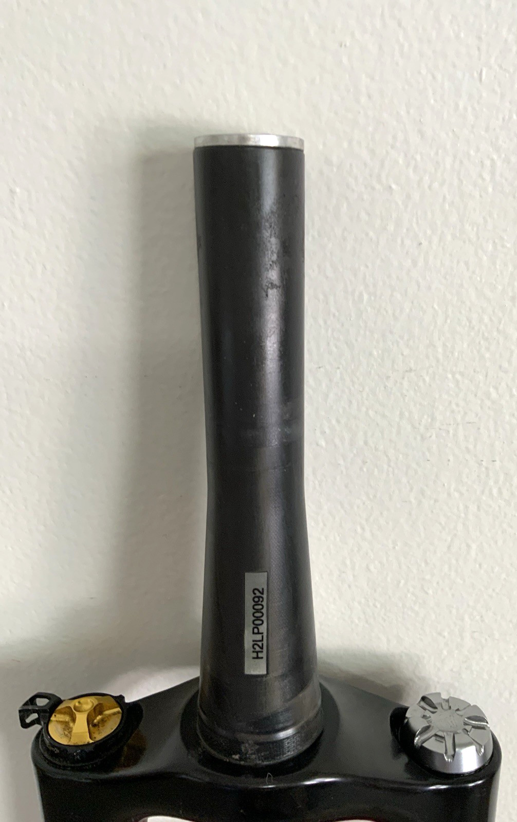 MARZOCCHI SUPERLEGGERA CORSA CARBON FRONT SUSPENSION 29’ER TAPERED 1.6 KGS