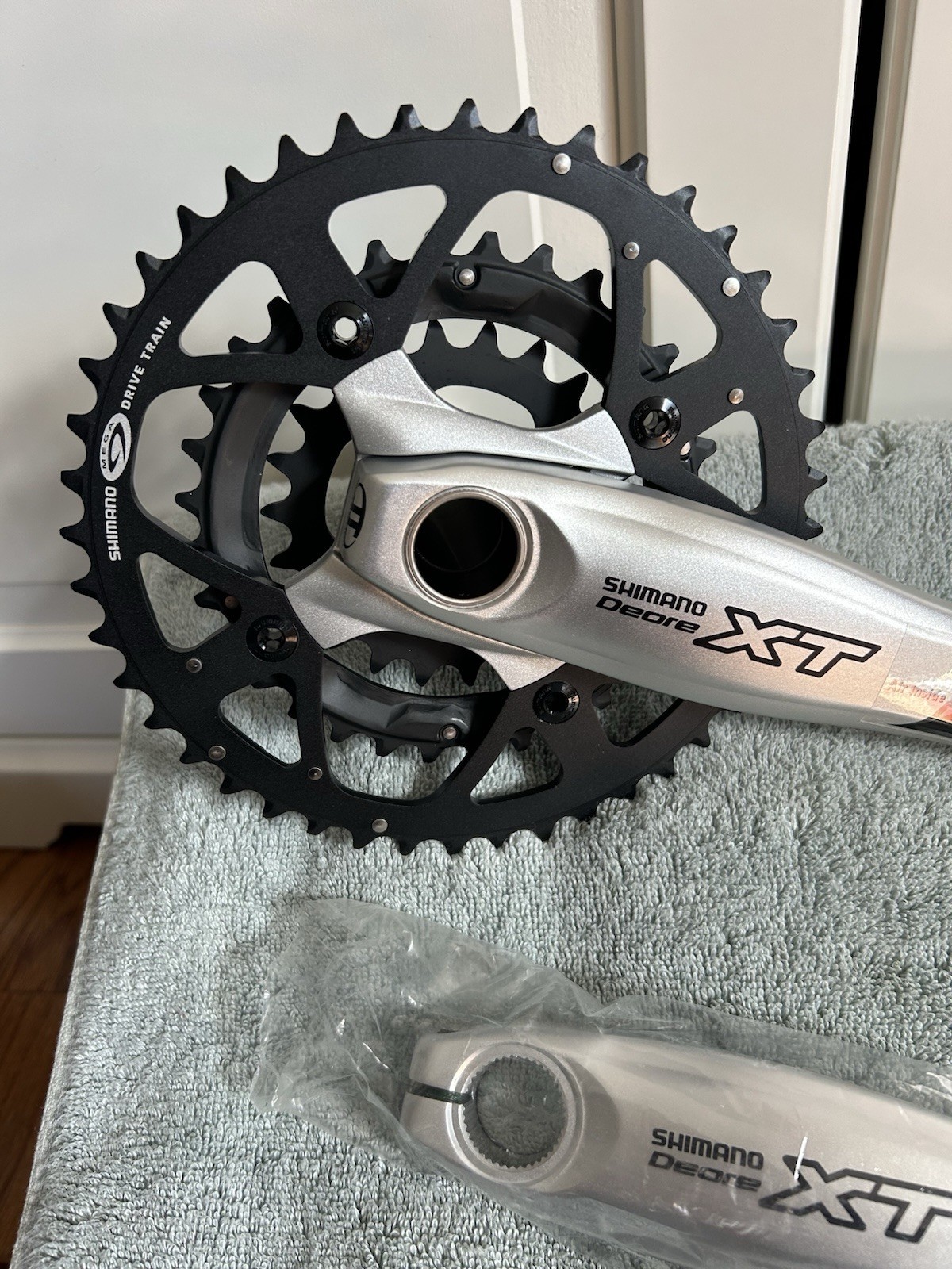 NOS NEW Shimano XT 3×9 Spd FC-M760 Mountain Bike Crankset 175mm 44/32/22T & BB