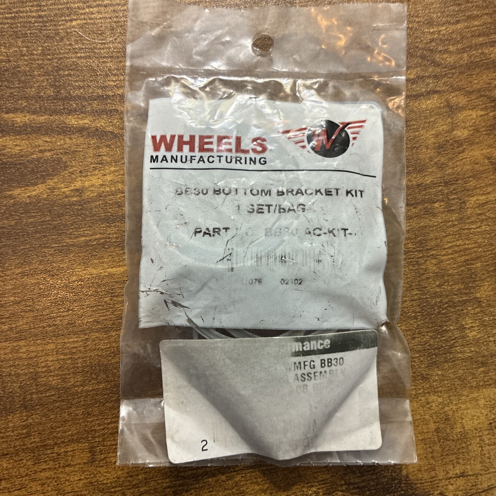 Wheels Manufacturing BB30 Angular Contact Bearing and Clip Kit