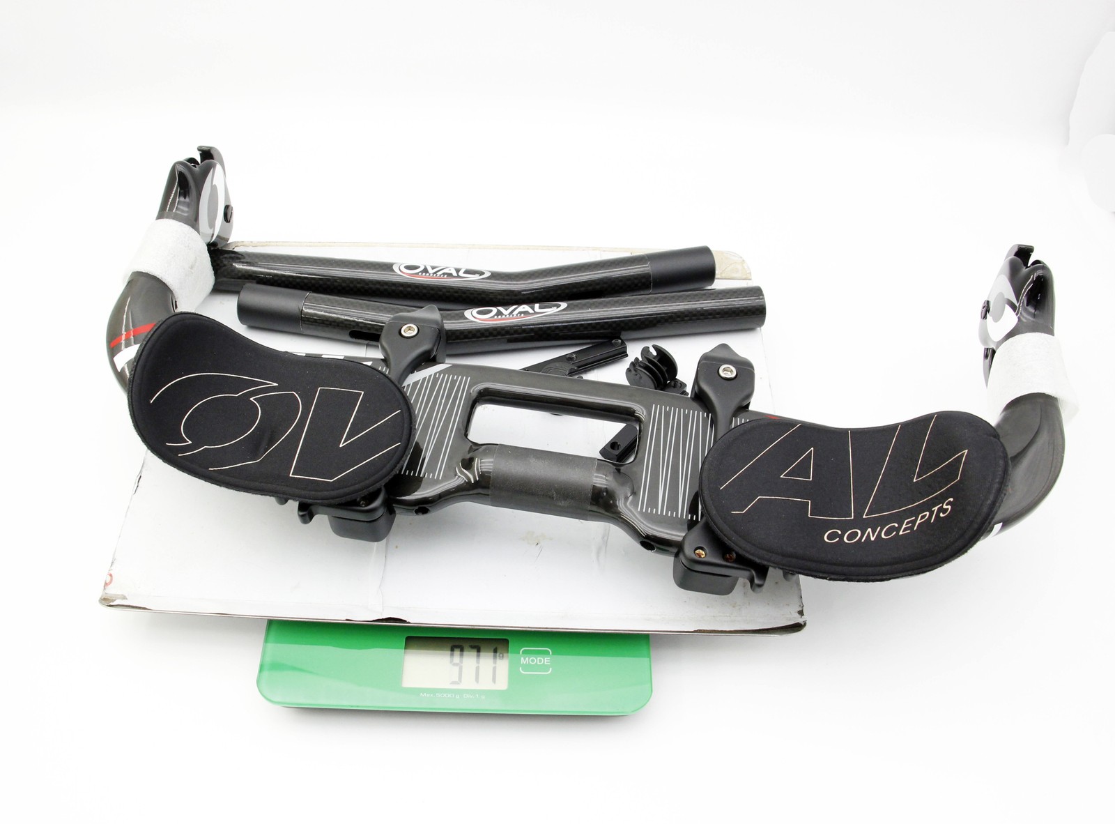 NOS Oval Concepts A901 Full Carbon Aerobar 26.0 x 420mm TT Triathlon Aero Bar