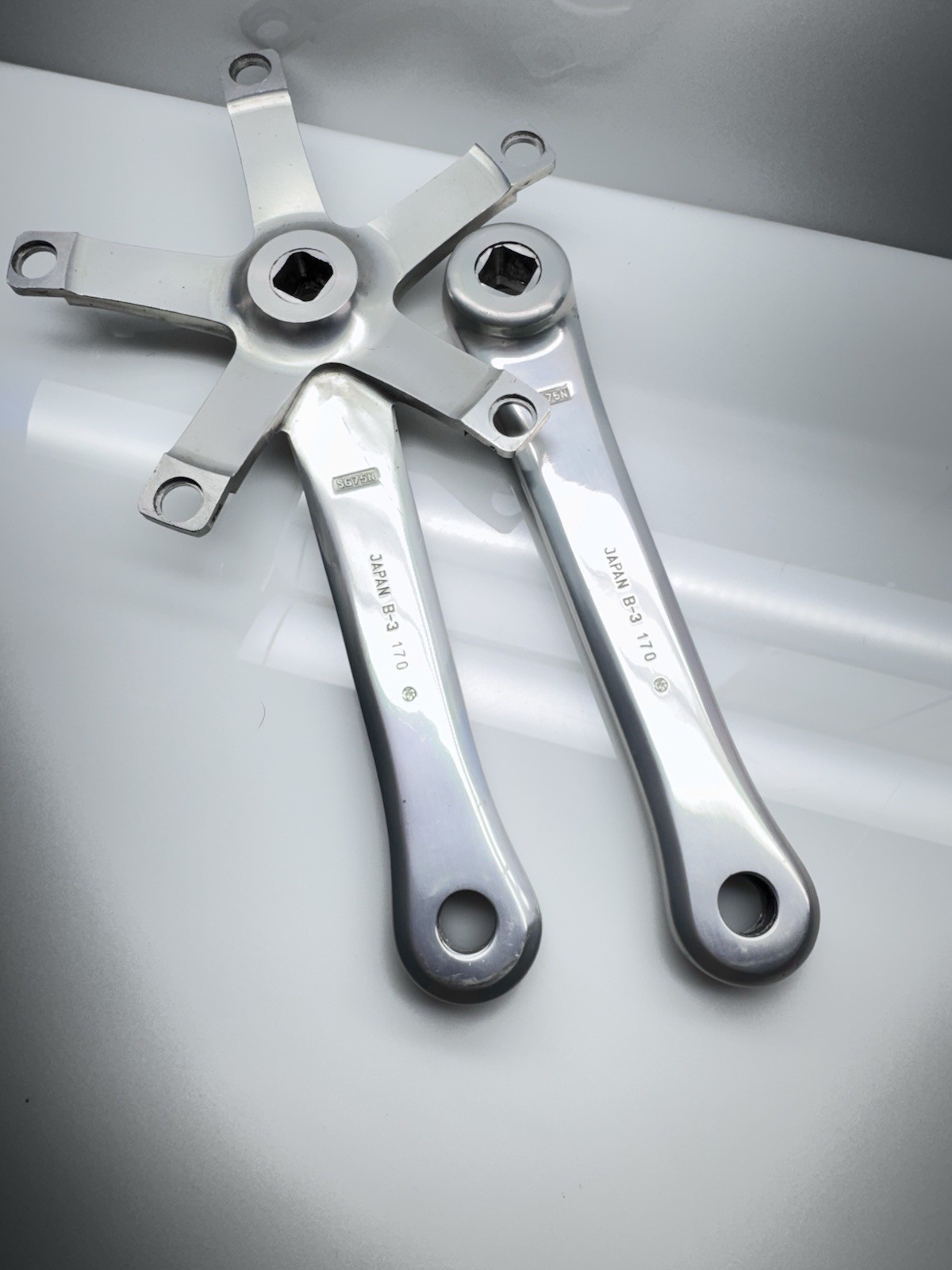 sugino • 75 track crankset • 170mm NJS pista single speed fixed gear