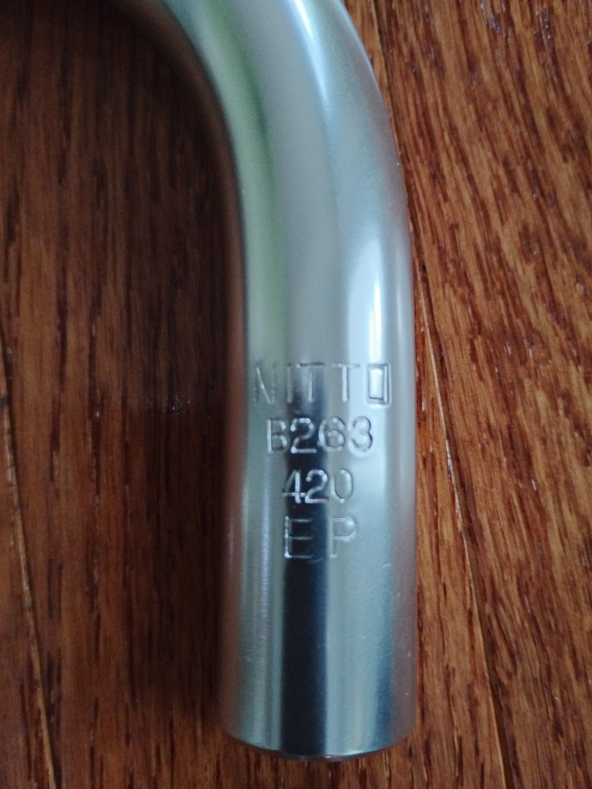 NITTO B263 Bullhorn Bar, 420 Length, 0 Drop, 112 Reach, φ25.4 Clamp, Silver NOS