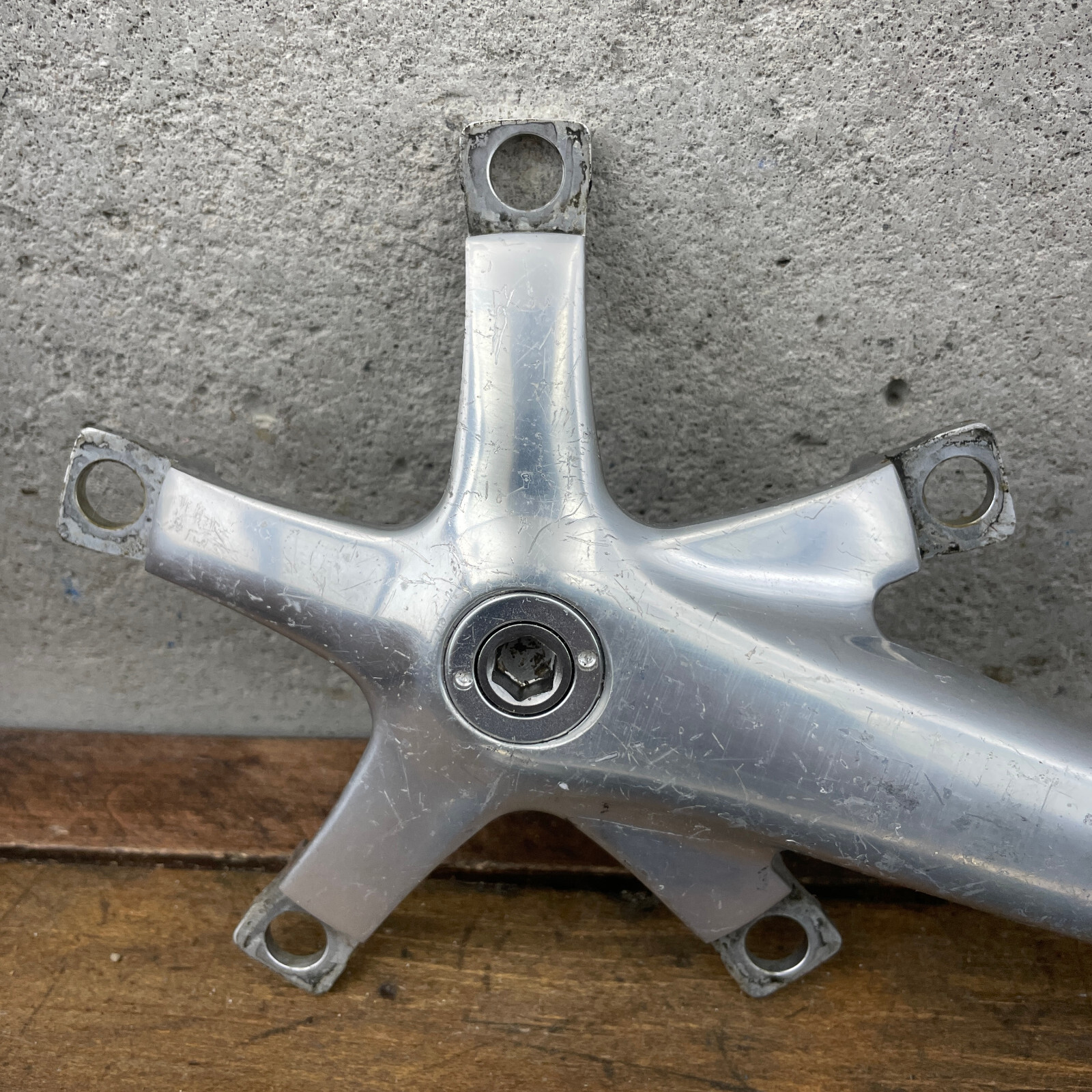 Shimano Dura Ace FC-7700 Crank Set 175 mm Octalink Vintage FC-7700 130 mm A5