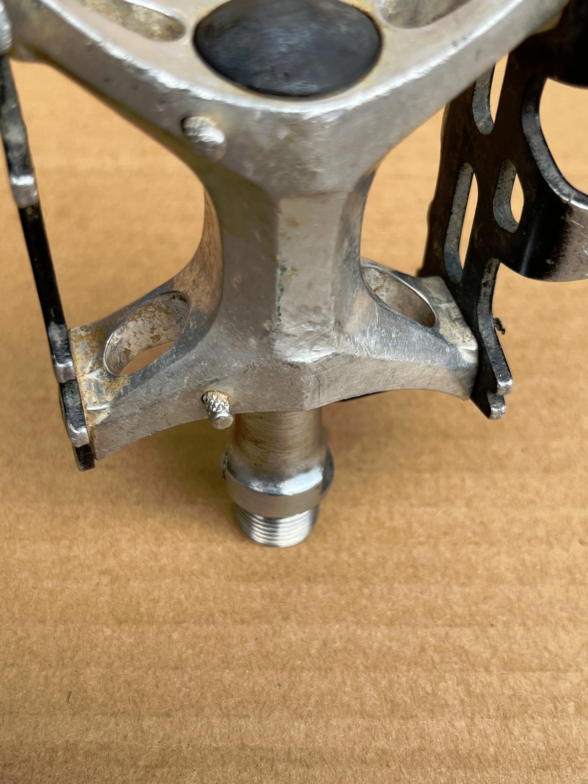 Vintage Suntour XC Pro WTB Grease Guard 9/16” Mountain Bike Pedals Made In Japan