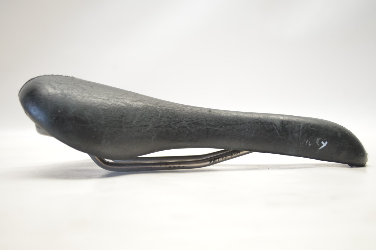 TERRY FLY BLACK LEATHER TITANIUM BICYCLE SEAT SADDLE 280 MM X 138 MM