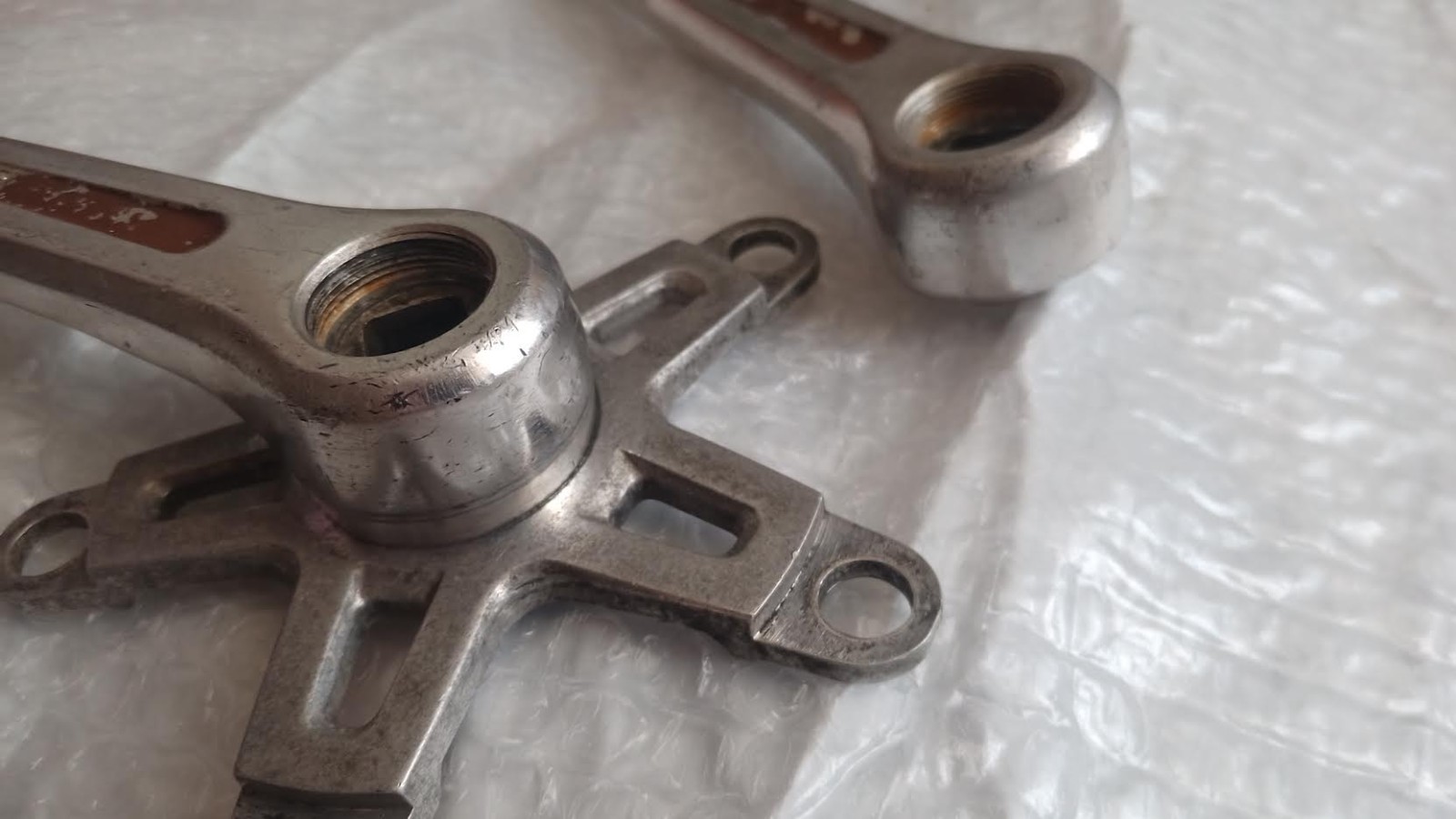 Sugino 170 Super Maxy cranks survivors 110bce YST BB w shop wear old school BMX