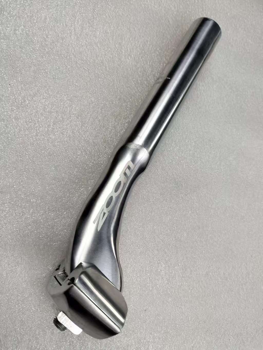 NEW ONE VINTAGE STYLE ZOOM AERO SEATPOST DIA 26.8MM LENGTH 220MM WEIGHT 333G