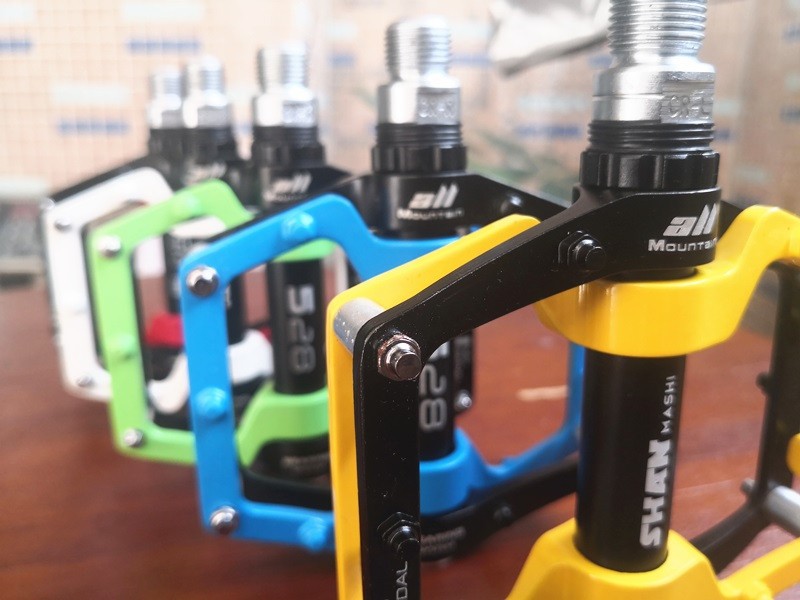 Magnesium Road MTB Mountain Bike XC Bicycle Pedal Bearing Flat platform Pedals