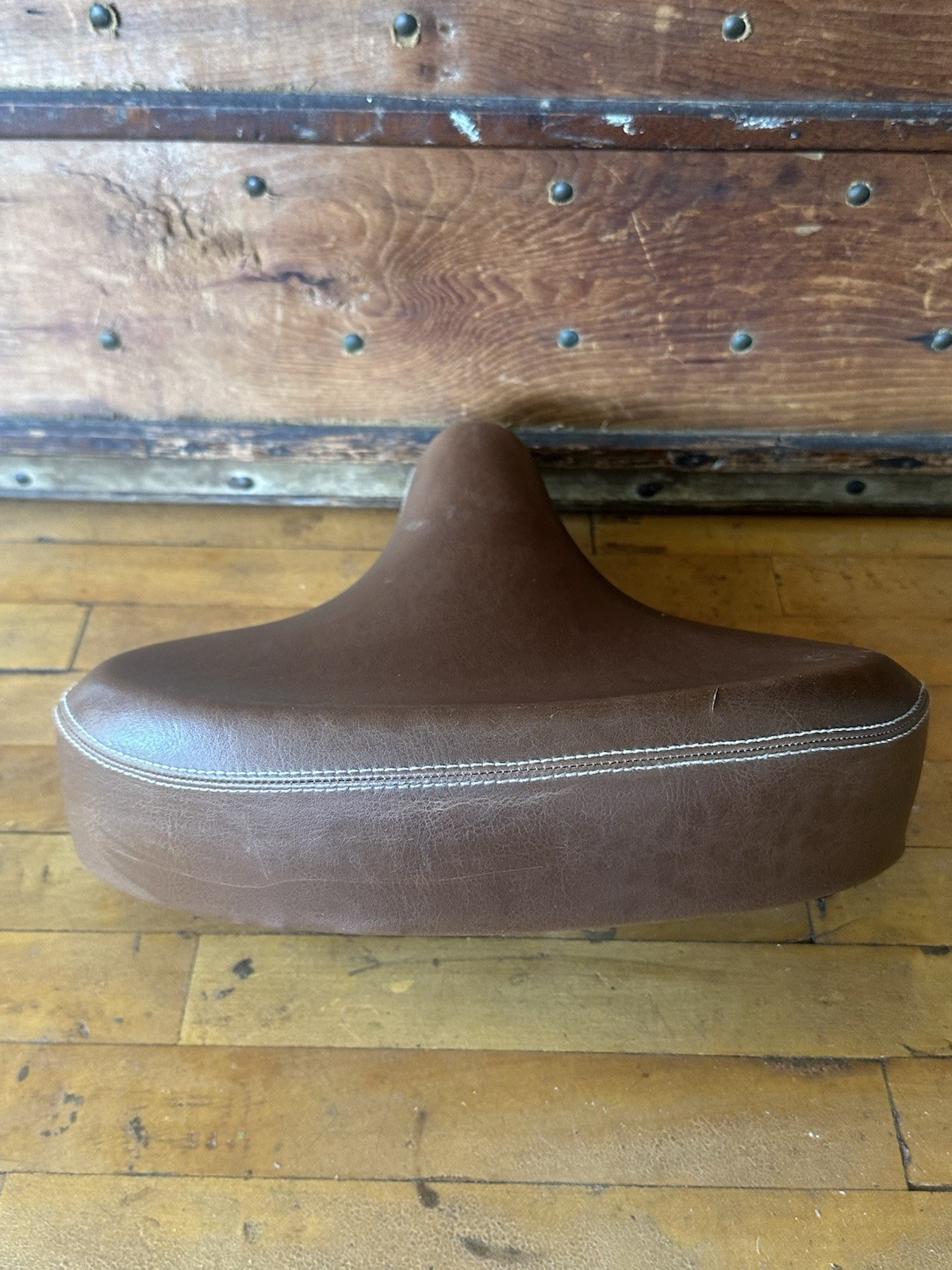 Bontrager Cruiser Bike Saddle – Tan/brown – 10×10 In – Comfort Padded. EUC.