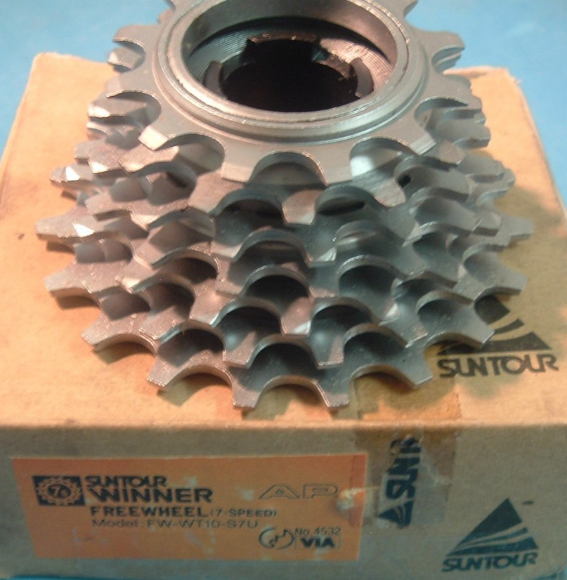 SunTour Winner Ultra 7-Speed 12T-19T Freewheel NEW / NOS Road- Mint- NIB+
