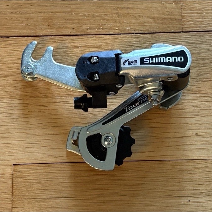 Shimano Tourney Rear Derailleur Silver Black Hanger Mount Aluminum Steel