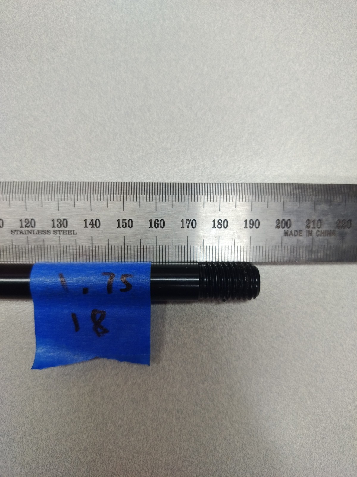 DT Swiss RWS Thru-axle 192mm x 12mm DT-Swiss ThruAxle 192×12 Black 1.75 pitch