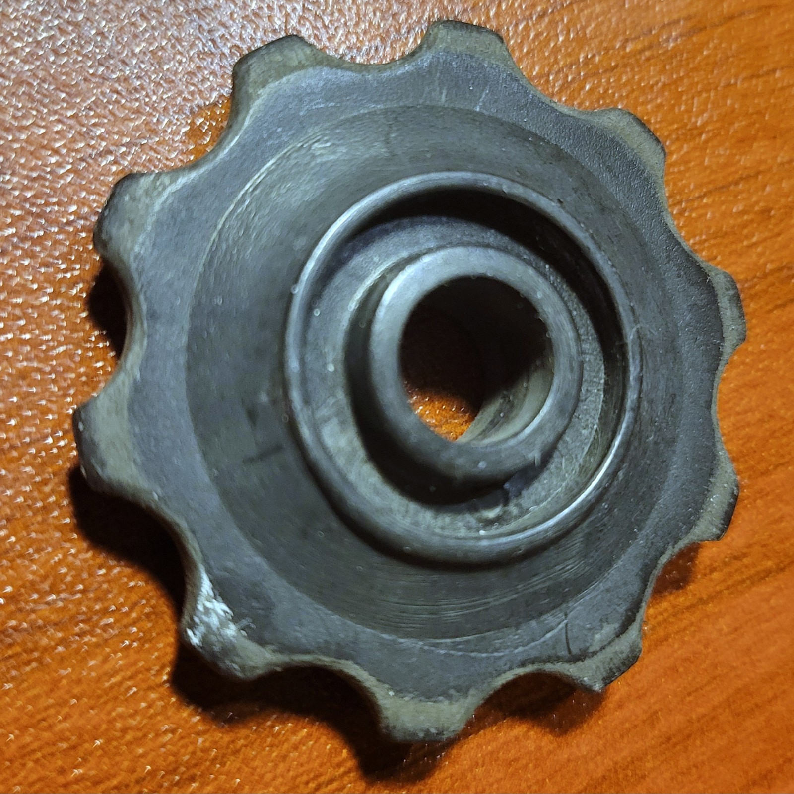 Retro Shimano Wheel Sprocket Gear Tension Pulley 10 Tooth Used