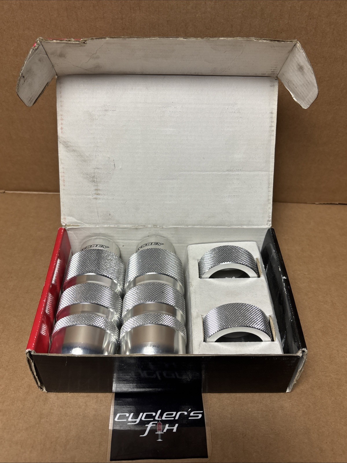 NOS Odyssey Strong Island 3/8|14mm Oversized Alloy BMX Pegs Fit: GT Pac-Man Dyno