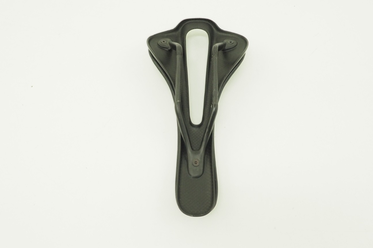 Unbranded Italian Carbon Cutout Bicycle Saddle 280mmx130mm 7x9mm Carbon Rails
