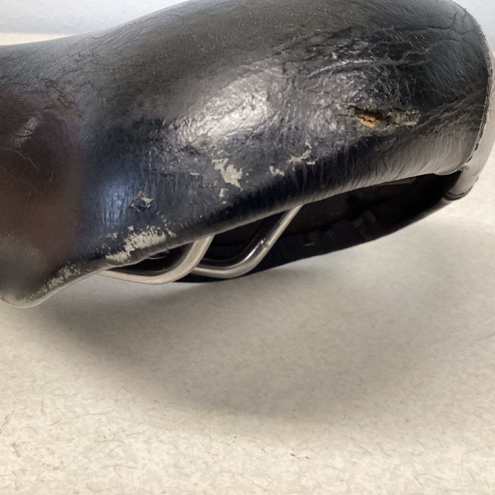 Terry Liberator Men’s Ti Saddle 146mm x 260mm Titanium Rails Handmade In Italy
