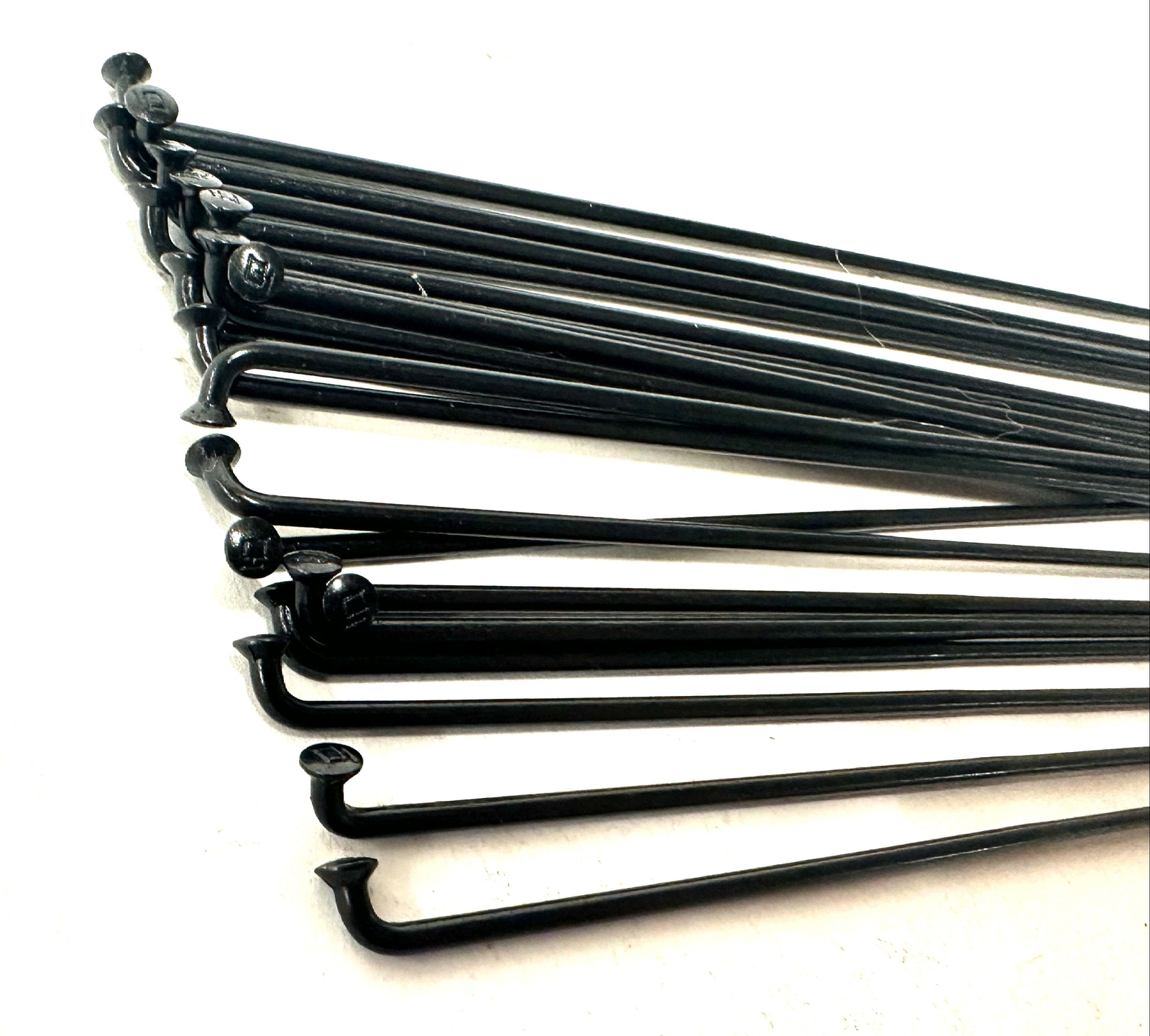 DT SWISS COMPETITION Spokes Black J-bend 2.0/1.8mm 14/15/14 DB 270mm 20/Count