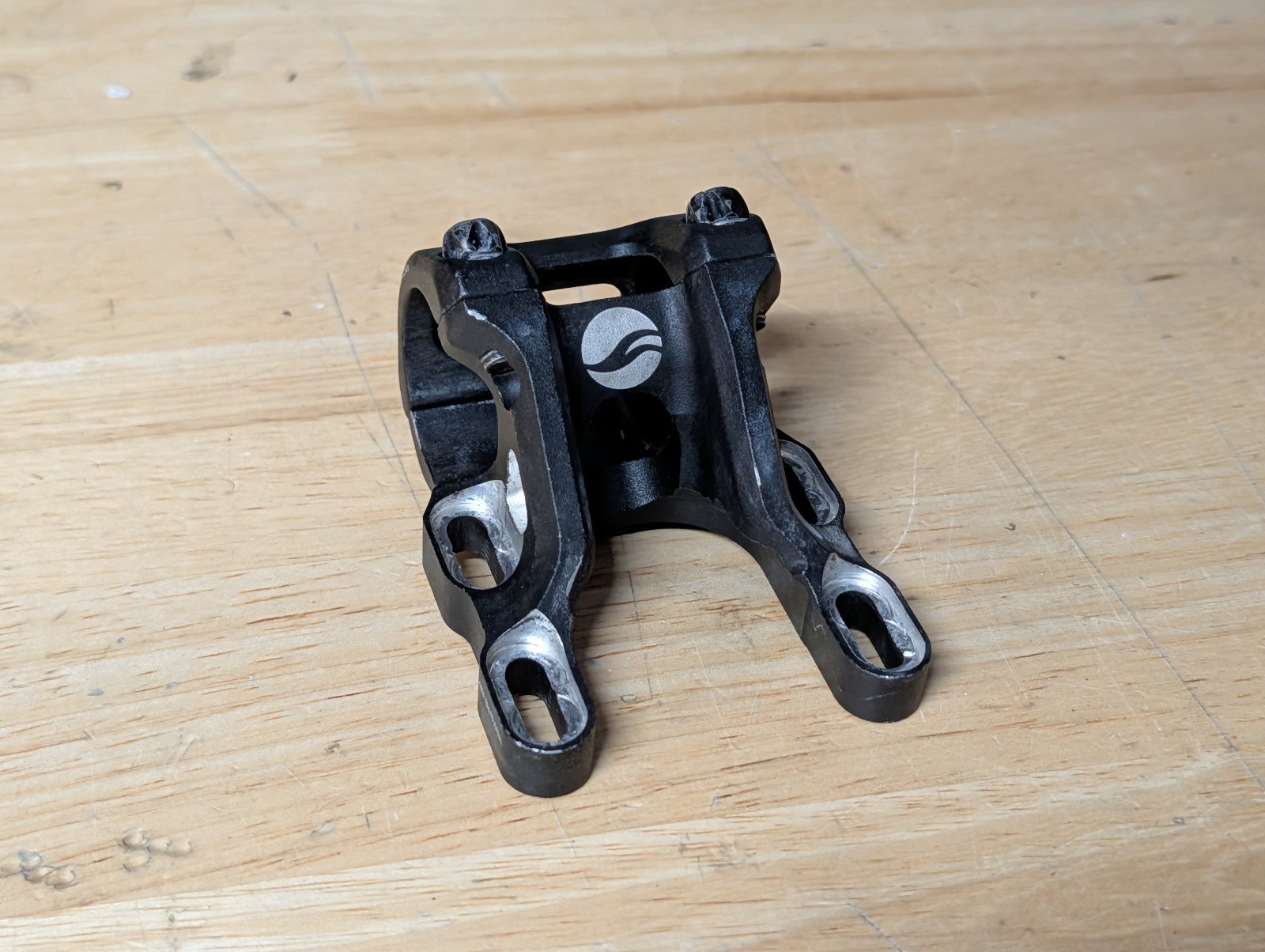 Used Giant Contact DH Direct Mount Stem 31.8mm – Black 40-50mm