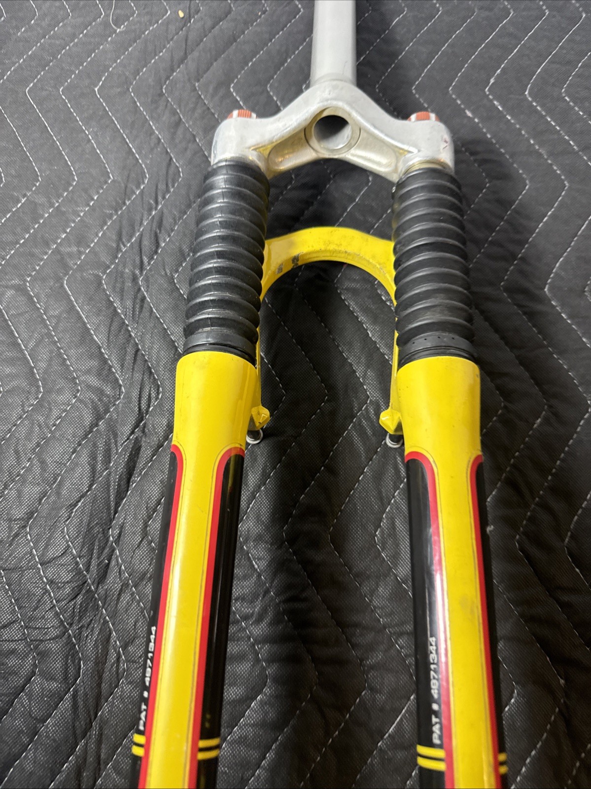 Vintage RockShox Indy SL Suspension Fork 26″ 1 1/8″ 28.6mm Alloy Steerer MTB USA