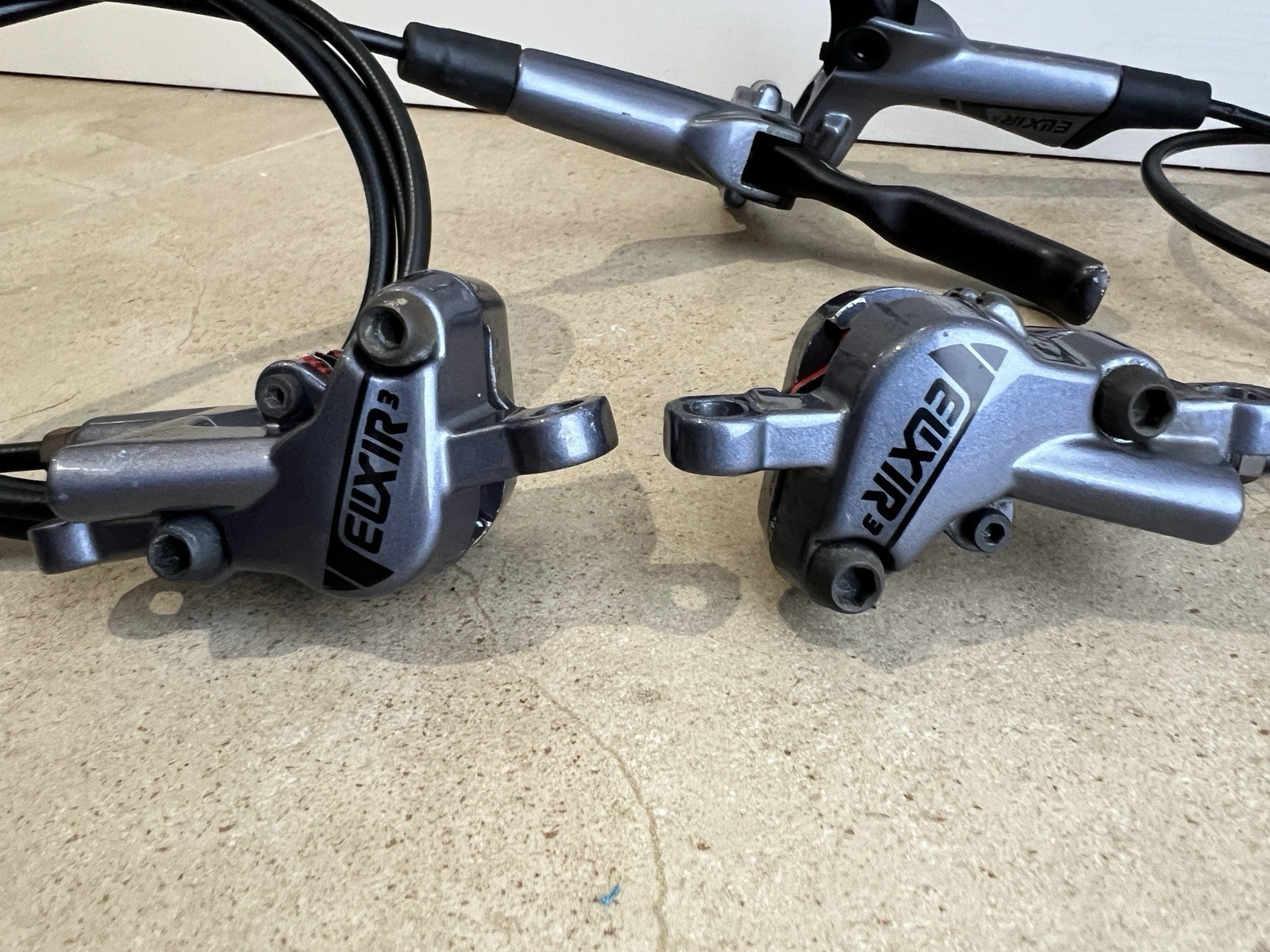 Avid Elixir 3 Hydraulic Disc Brake Set 2 Piston 160-200mm Rotors