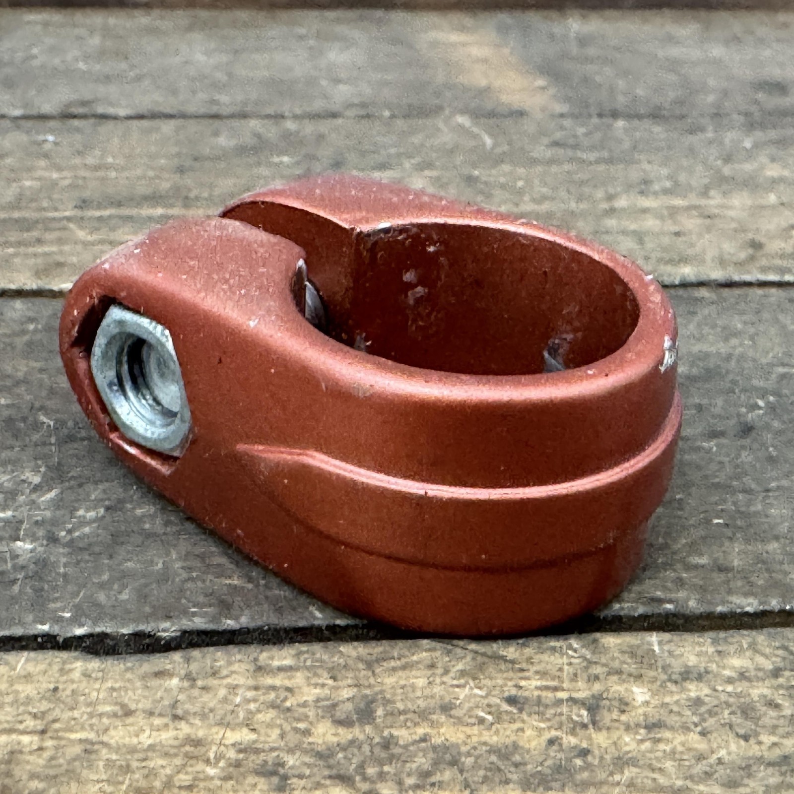 BMX Bicycle Seatpost Clamp 25.4mm Alloy Single Bolt Red Painted Cruiser