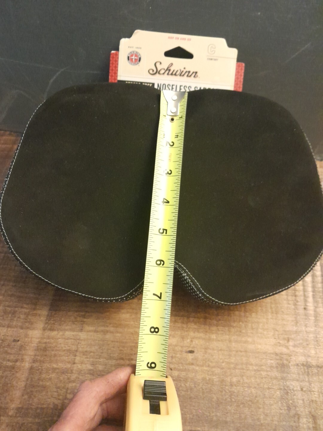 SCHWINN Bicycle Stress Free Noseless Saddle Bike Seat See Description