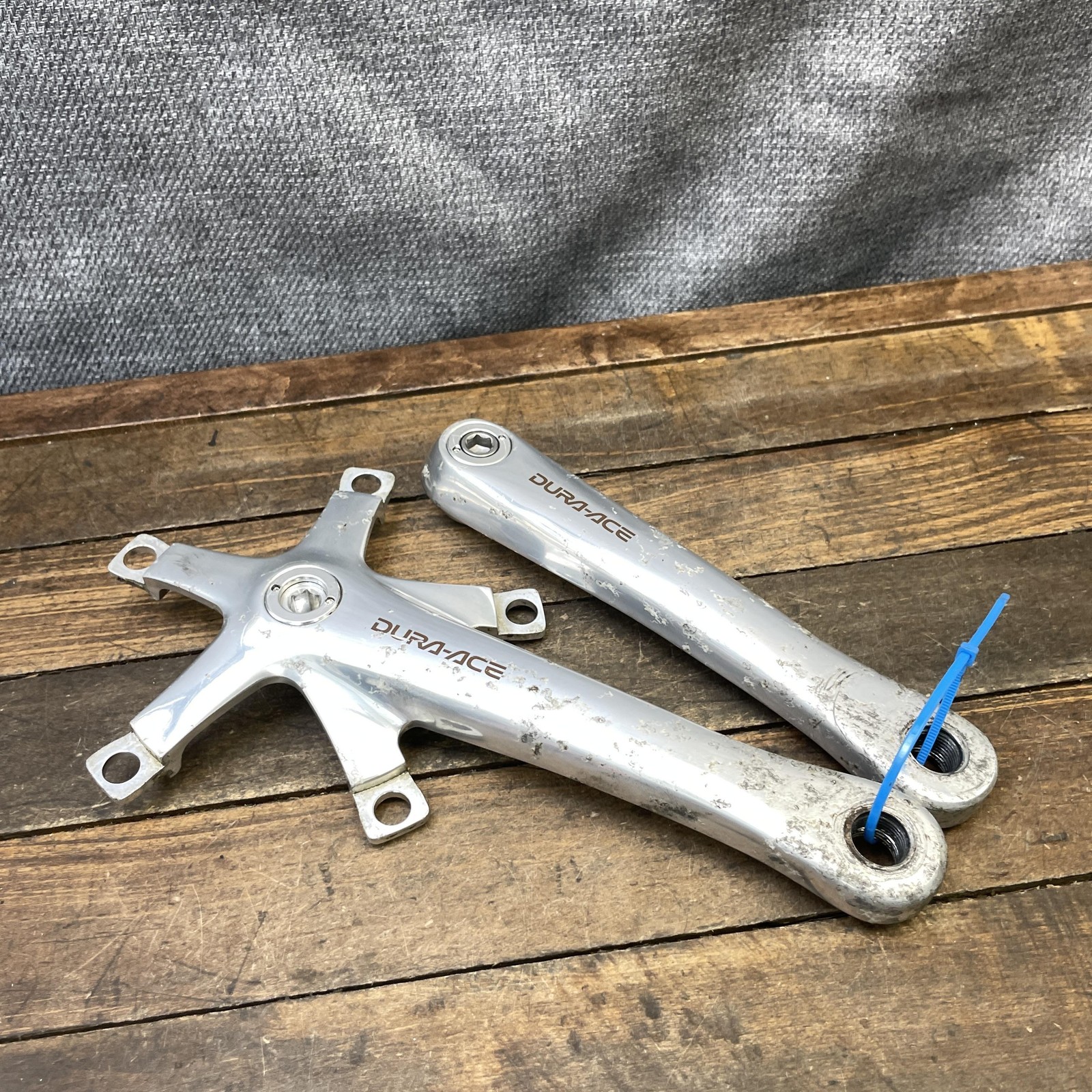 Vintage Shimano Dura-Ace FC-7700 Crankset Arms 172.5mm 130 BCD Road Bike Silver