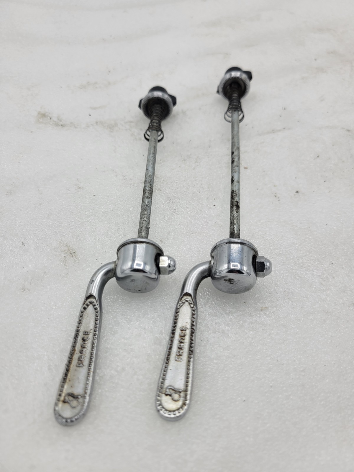 1980’s vintage Maillard skewers set made in France-road bike quick releases-used