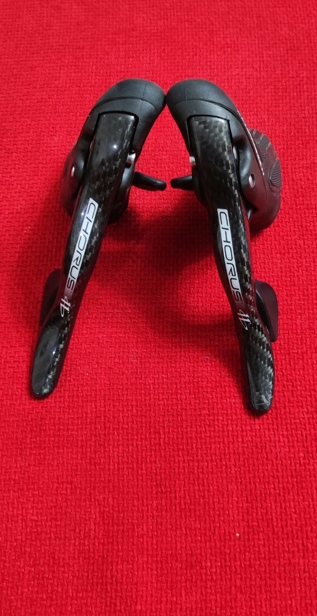 Campagnolo Chorus 11 Speed Shifters/Levers/Brifters Carbon Ergo Power 11×2