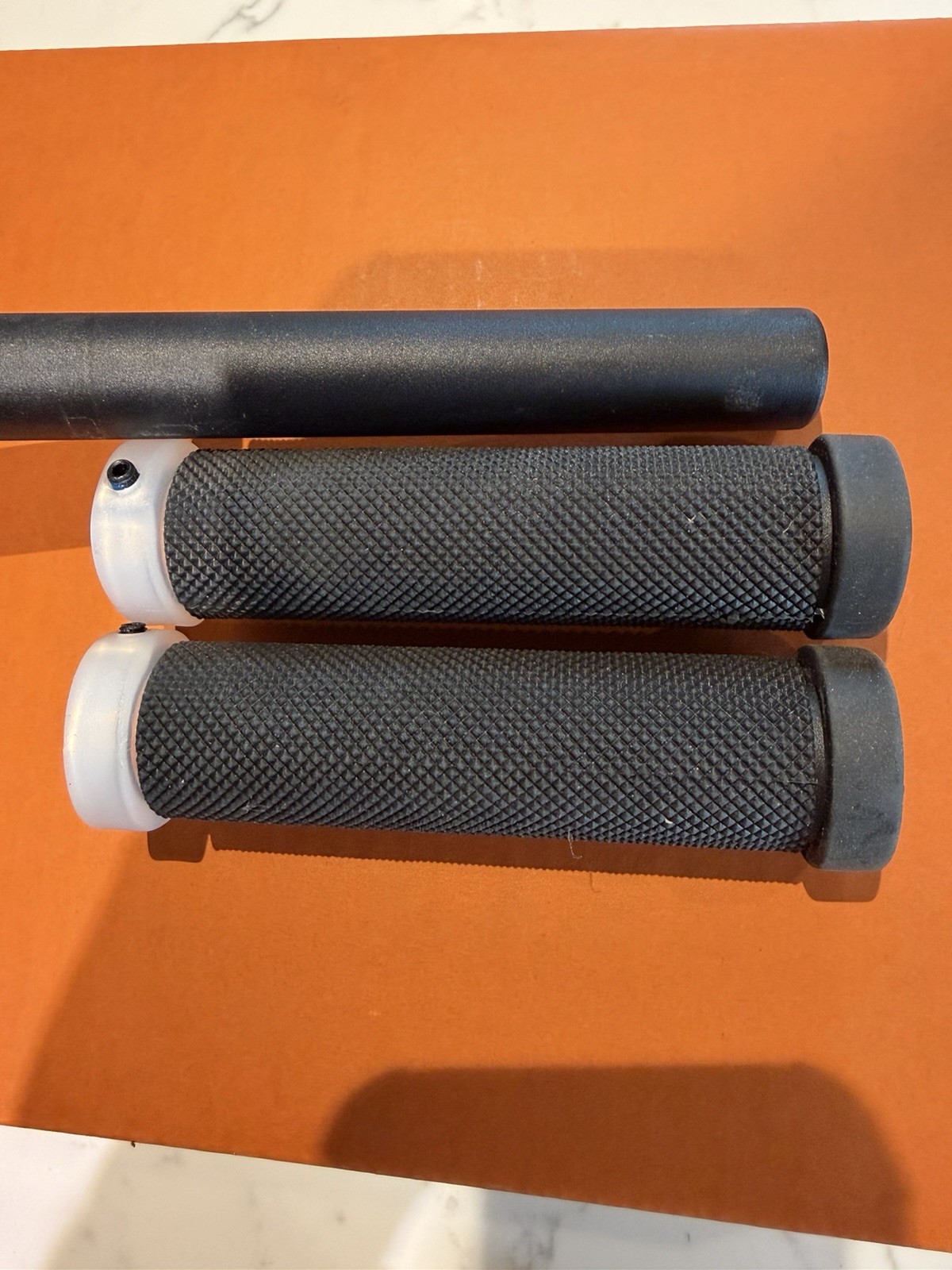 E thirteen 200 mm Handlebars, Stem And grips