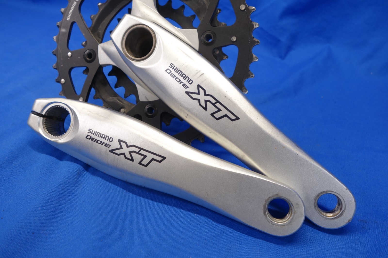 Shimano Deore XT FC-M760 3 x 9 MTB Bike Crankset, 44/32/22t, 175mm